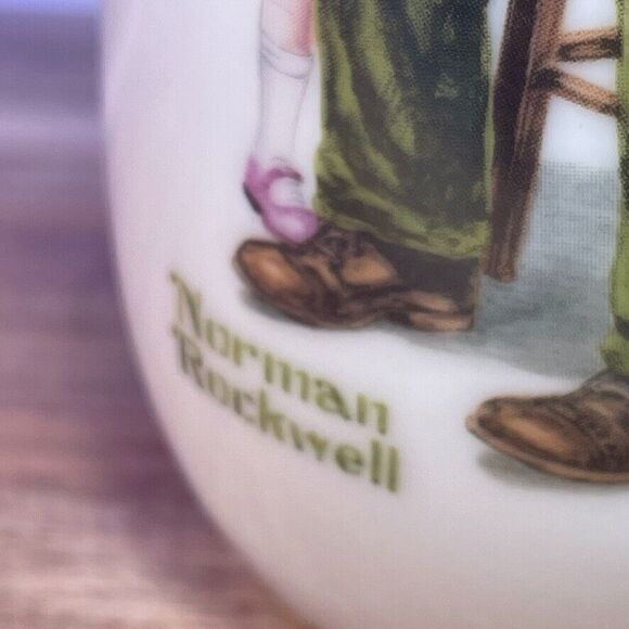 Norman Rockwell Museum VTG 1982 Toymaker Mug Grandma Gift Gold Rim 8oz Nostolgia - Picture 4 of 10
